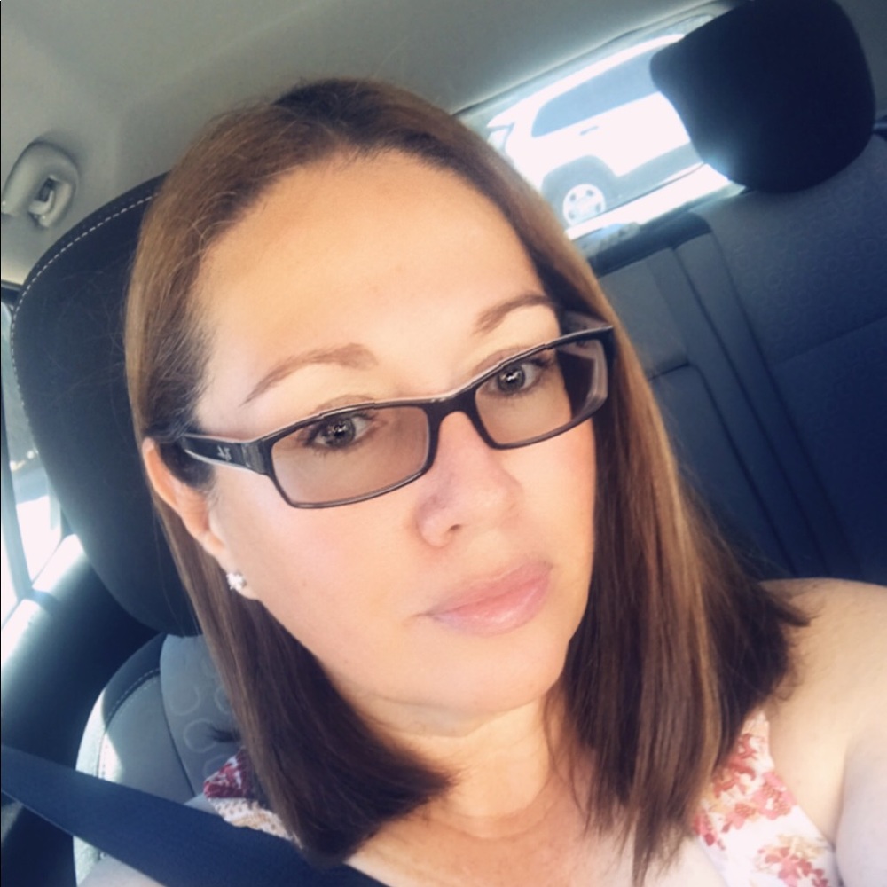 Meet your Posher, Maribel